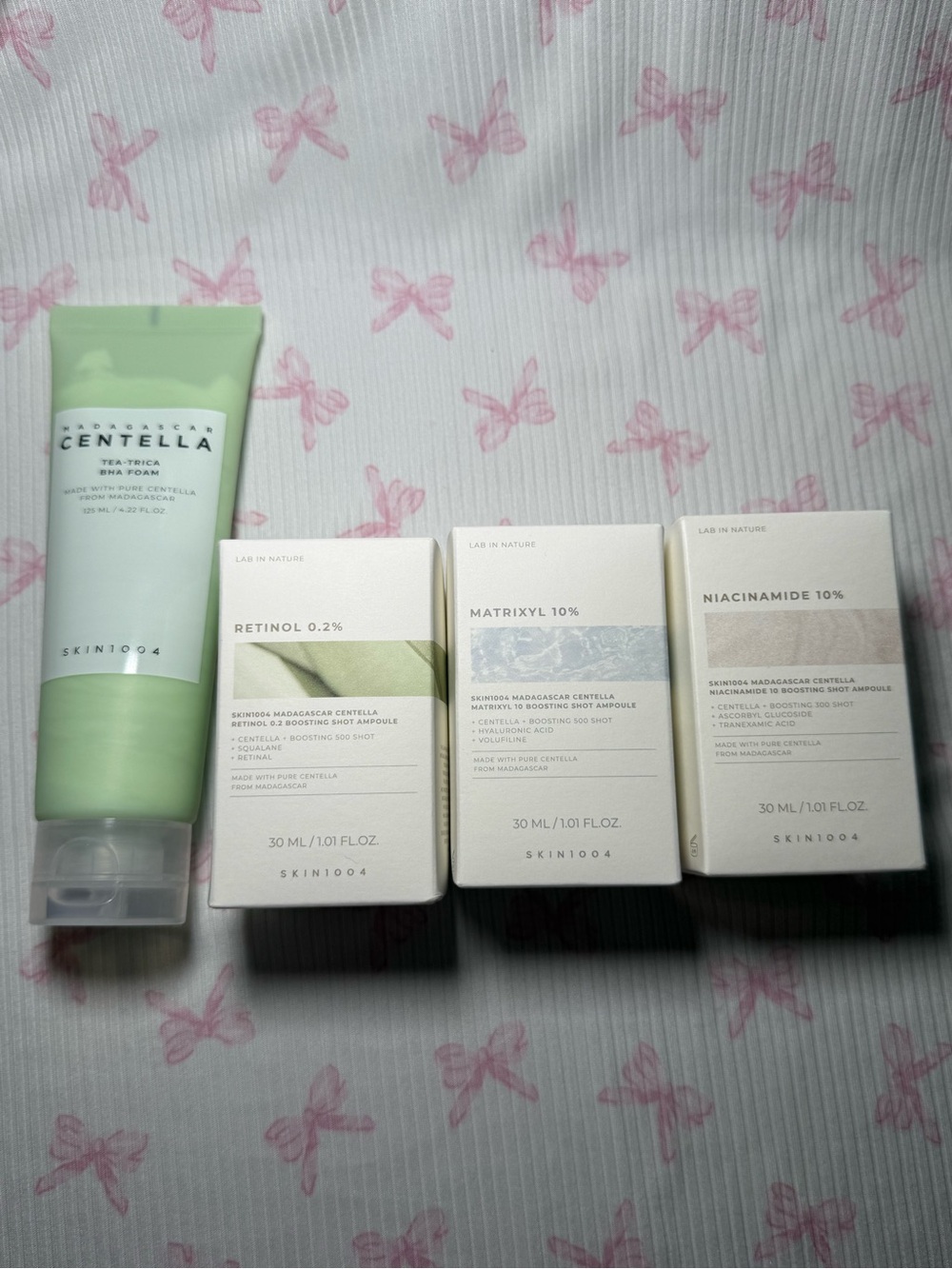 Skin1004 Madagascar Centella Tea Tree Foam Cleanser - Light Green